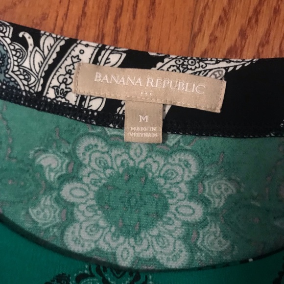 Fitted Stylish Dress - Picture 2 of 4